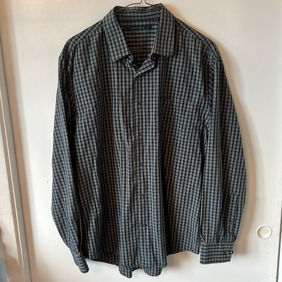 Perry Ellis button down shirt long sleeve like new - Picture 2 of 9